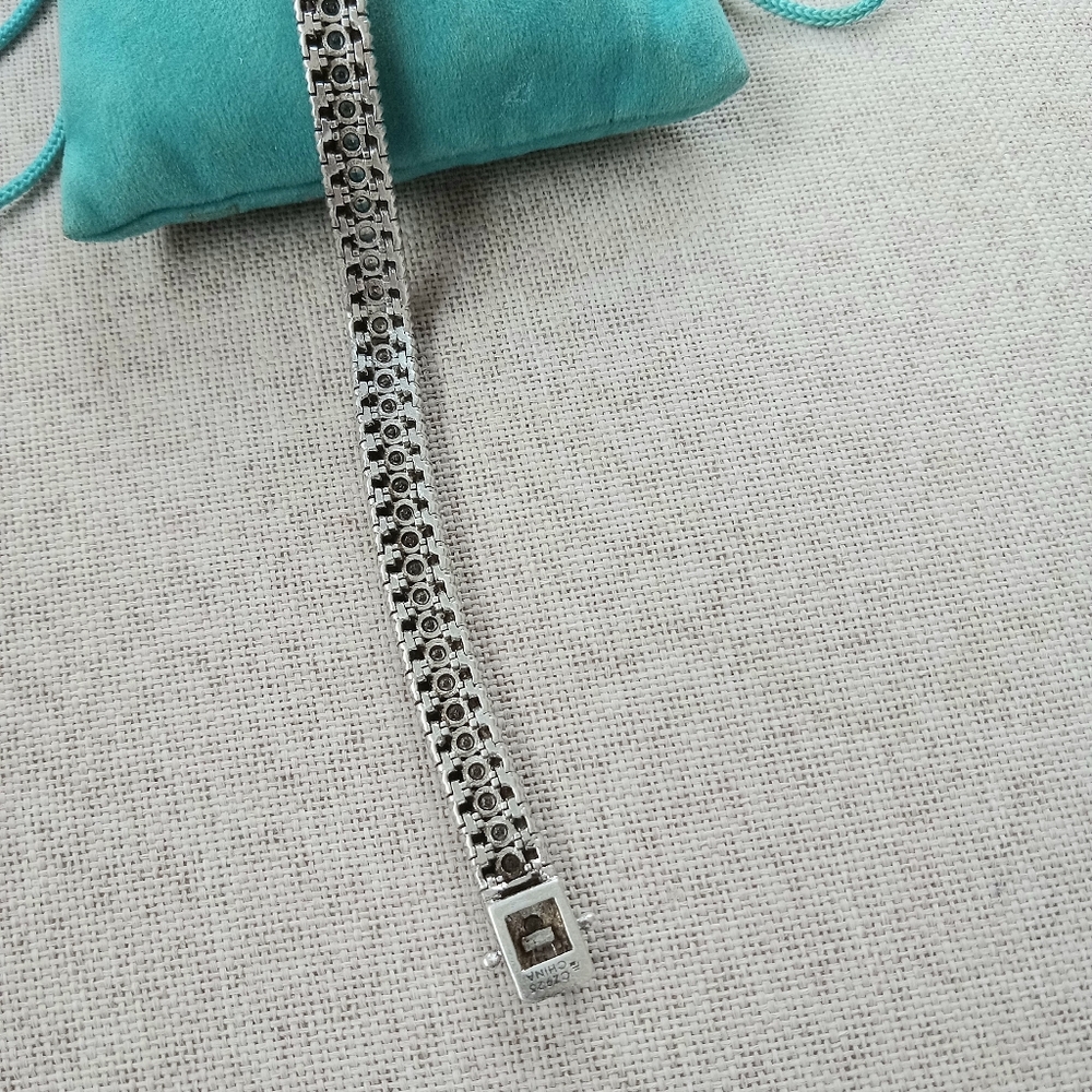 GORGEOUS Sterling silver Clear CZ Bracelet 7" inches long - Picture 5 of 6